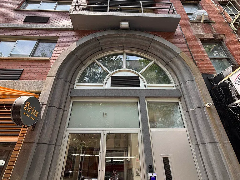 19 Clinton St #605 — Photo 8