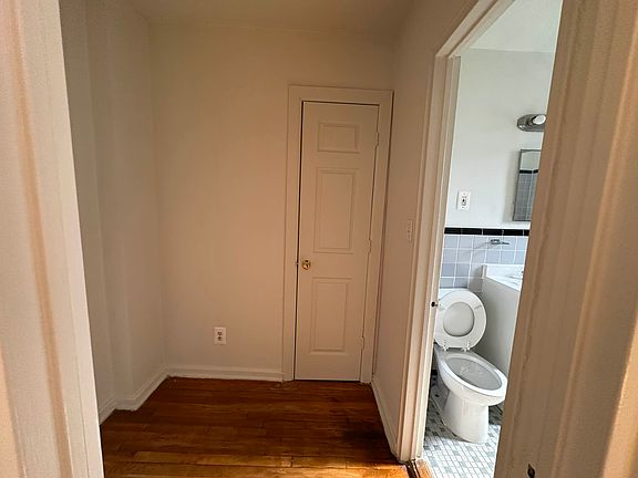 3rd image of 8811 Elmhurst Ave APT D3