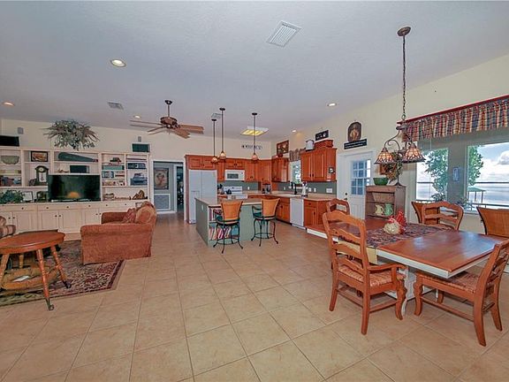4th image of 3510 Breeze Way