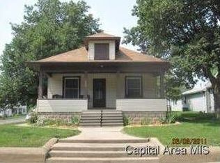 133 W Lewis St, Divernon, IL 62530