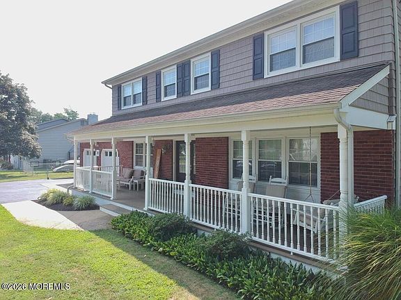 4th image of 32 Sabina Terrace