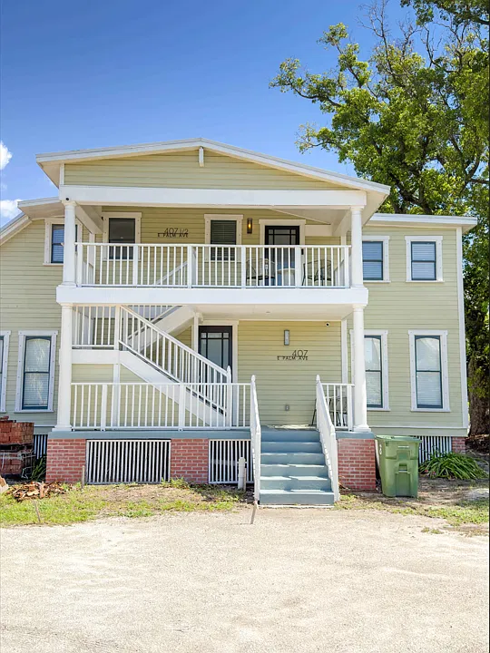 407 E Palm Ave #102