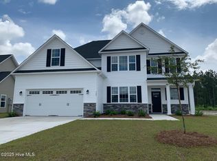 724 Secession Ln, Jacksonville, NC 28546