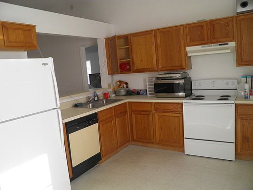 5th image of 601 S Delmonte Ct