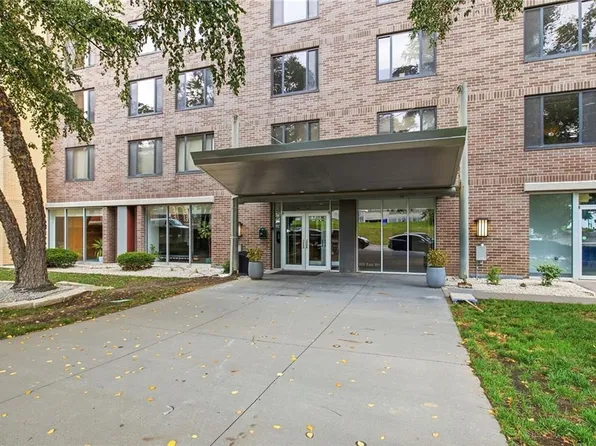 600 E 8th St APT 2K, Kansas City, MO 64106