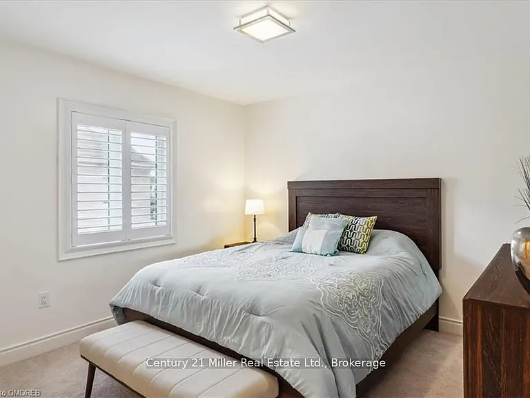 3083 Streamwood Pass — Photo 21