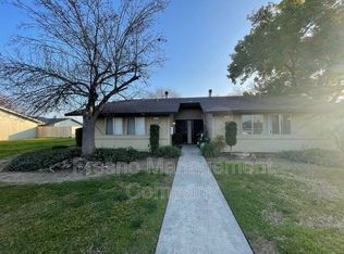 176 Alamos Ave UNIT 102, Clovis, CA 93612