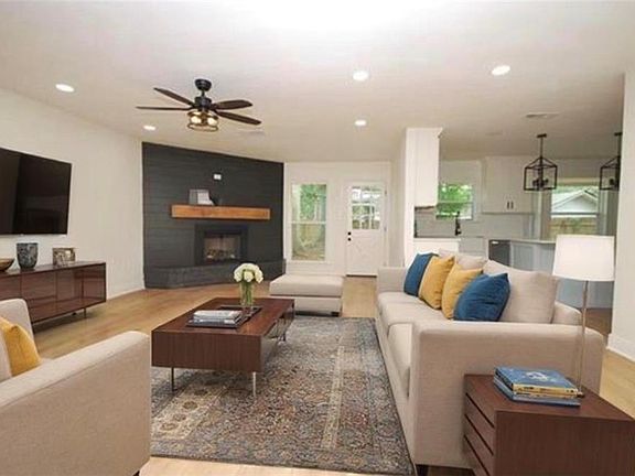 5th image of 46598 Highland Dr