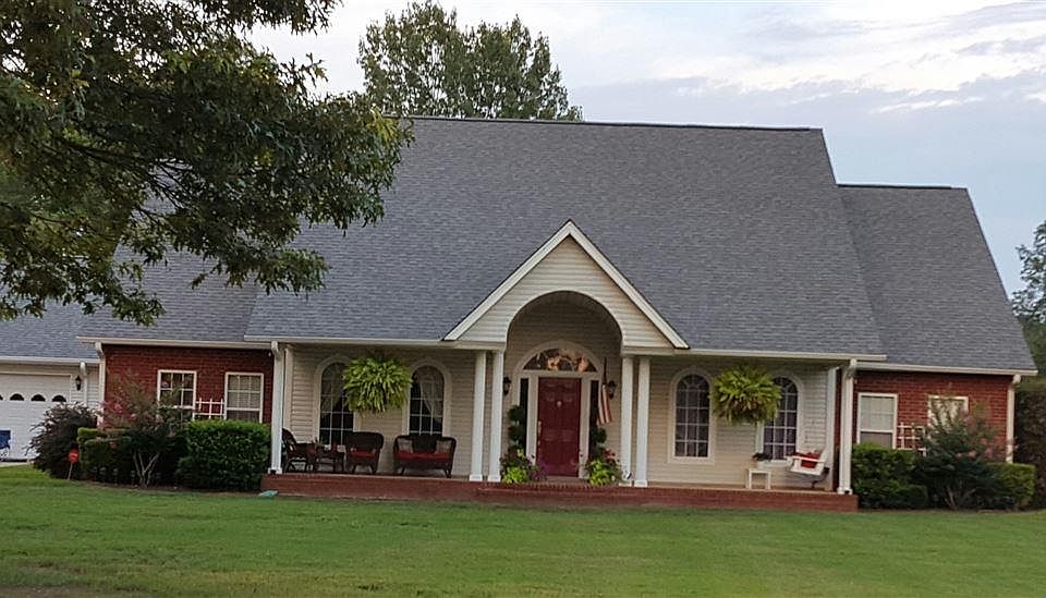 1st image of 104 Mullen Dr