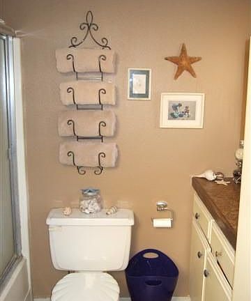 Beautifully Decorated Bathroom upstairs.