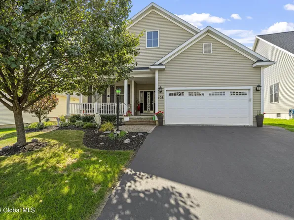 105 Waverly Circle, Watervliet, NY 12189