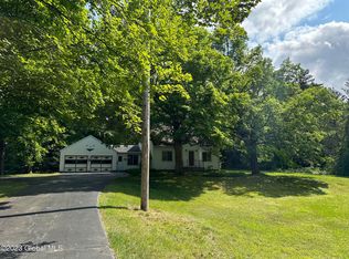 480 Clifton Park Center Rd, Clifton Park, NY 12065
