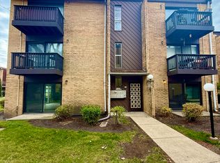 1173 S Forums Ct APT 1D, Wheeling, IL 60090