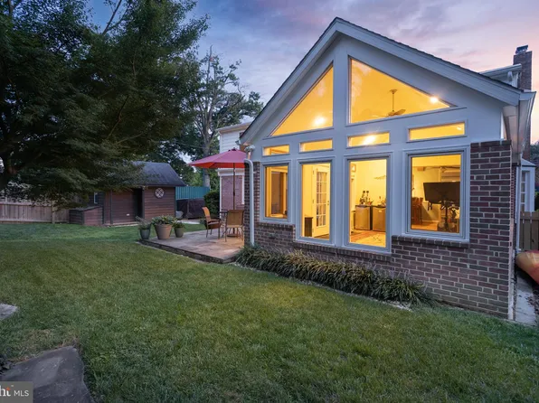 416 Aigburth Rd, Towson, MD 21286