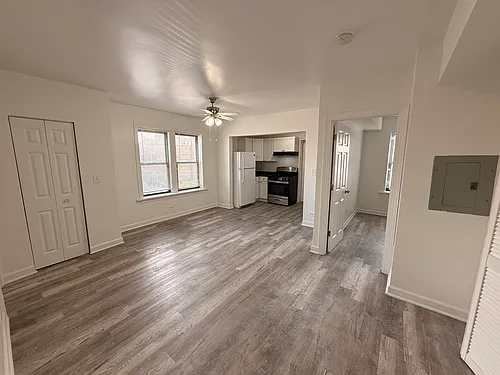 1914 Railroad Ave #1E Photo 1