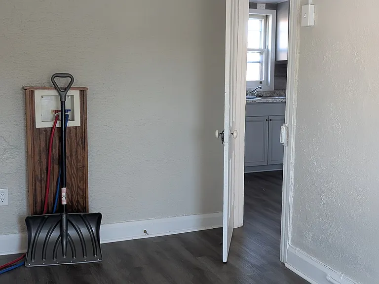30 E Middle St #2 — Photo 9