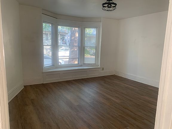 5th image of 2628 N Richards St