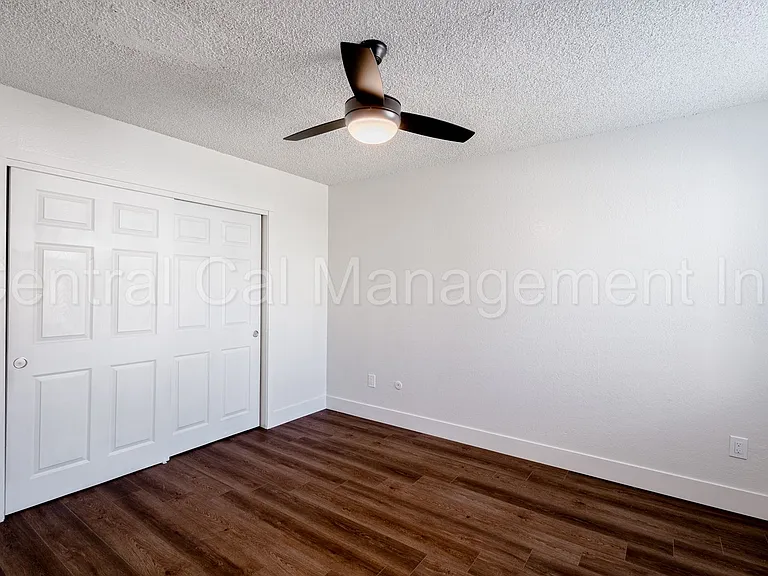 4648 Columbus St #A-J — Photo 18