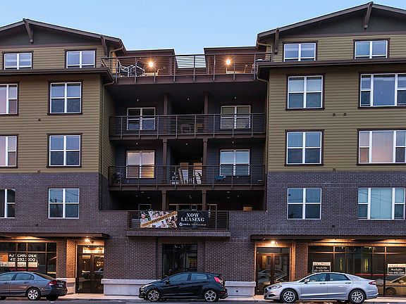 2nd image of 5239 Claremont Ave #3423006