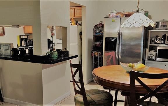 3rd image of 1418 Holden Ave #1