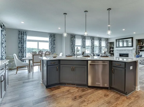 13002 Erskin St NE, Blaine, MN 55449