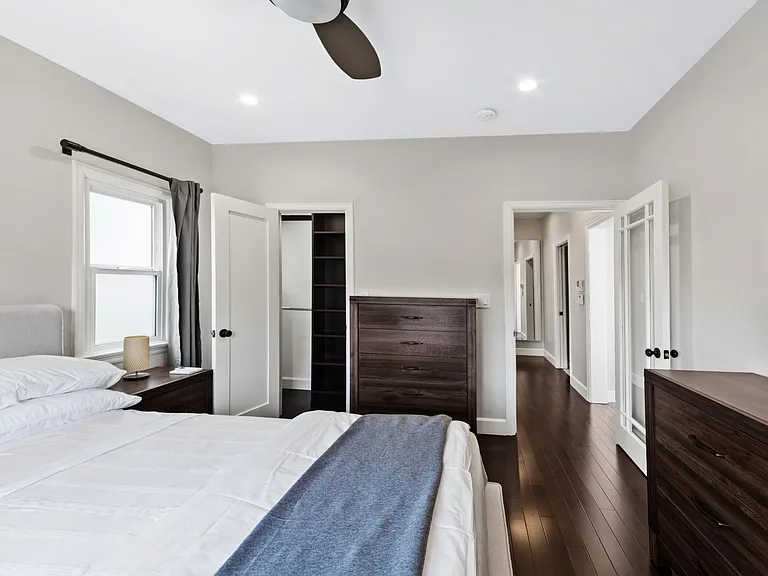 1118 N Poinsettia Dr #1/2 — Photo 7
