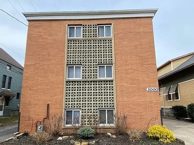 3000 Denison Ave — Photo 1
