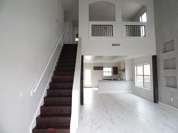 5th image of 14324 Spanish Point Dr