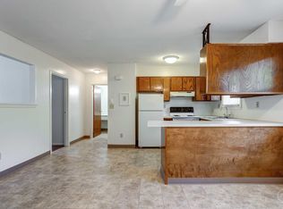 12 Theroux Ct APT 11F, Chicopee, MA 01020