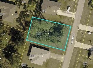359 Pembroke St, Lehigh Acres, FL 33974