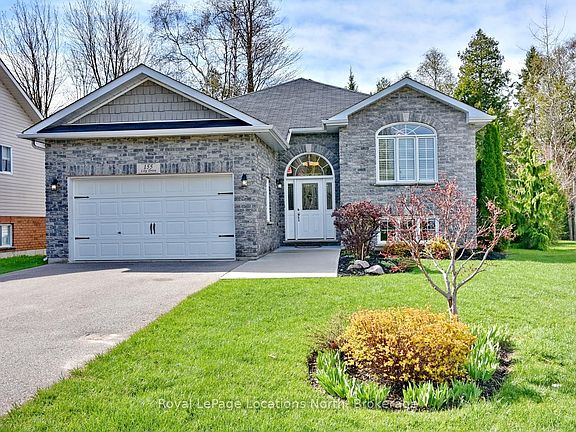 3rd image of 155 Lily Dr