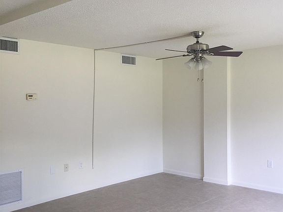 2nd image of 1735 NE 2nd St #1