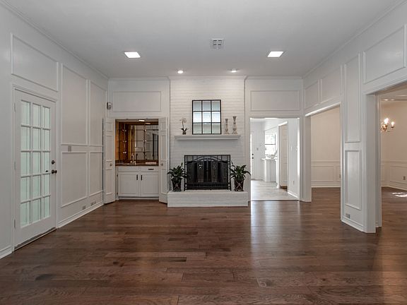 4804 Silent Ridge Court East-7.jpg