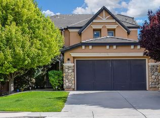 1048 Waterfall Dr NE, Rio Rancho, NM 87144