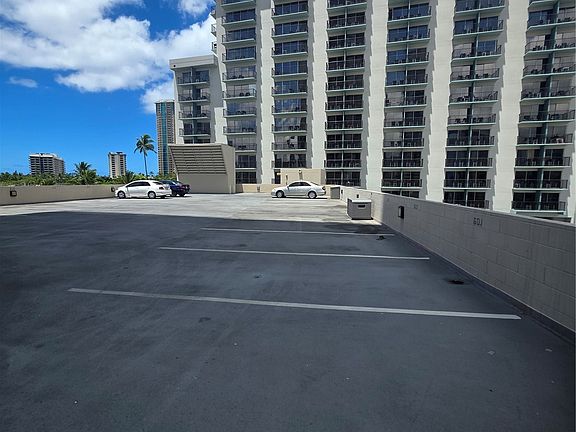 4th image of 1925 Kalakaua Ave APT 1004