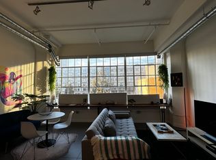 939 S Broadway #312, Los Angeles, CA 90015
