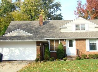 5155 E Farnhurst Rd, Lyndhurst, OH 44124