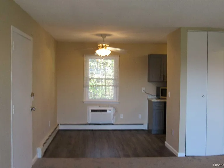 37 Alpine Dr #E — Photo 11