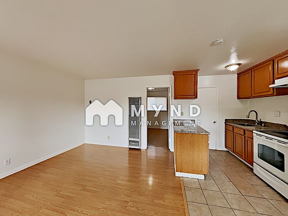 5th image of 351 N 8th St APT 5