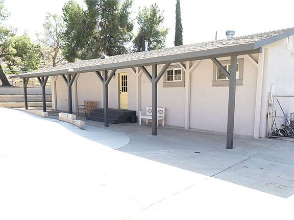 2nd image of 31164 Sunny Ave