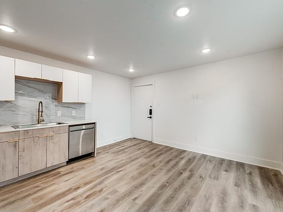 4th image of 1516 N Peak St #1