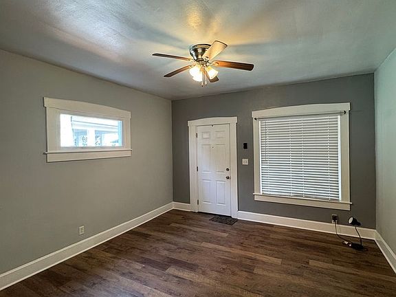 4th image of 1318-20 N Parker Ave #Cdbeadf0a