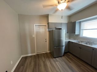 1622 S 58th St, West Allis, WI 53214