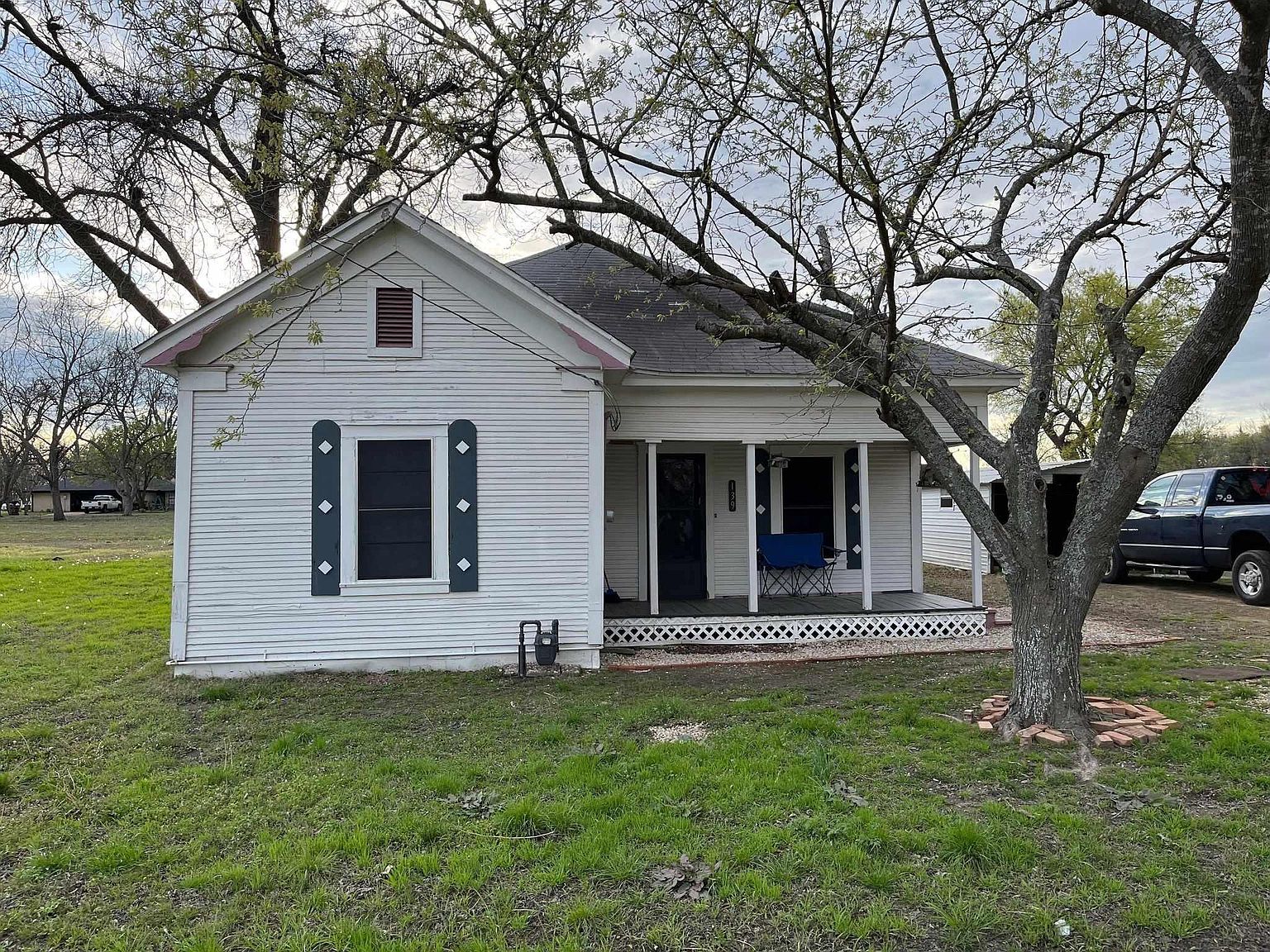 139 N 2nd St, Deport, TX 75435 Zillow