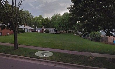 2nd image of 2315 Shawnee Dr SE