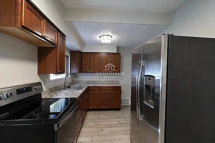 885 Brown St #1 — Photo 5