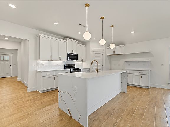 5th image of 2088 E 130th Ln S