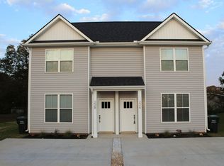 208 Lincoln Dr, Taylors, SC 29687