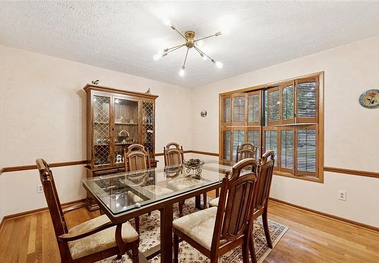 3655 Winters Hill Dr — Photo 5