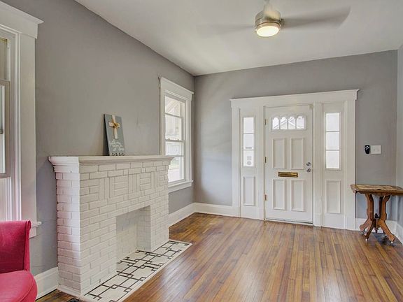 2nd image of 549 Church St